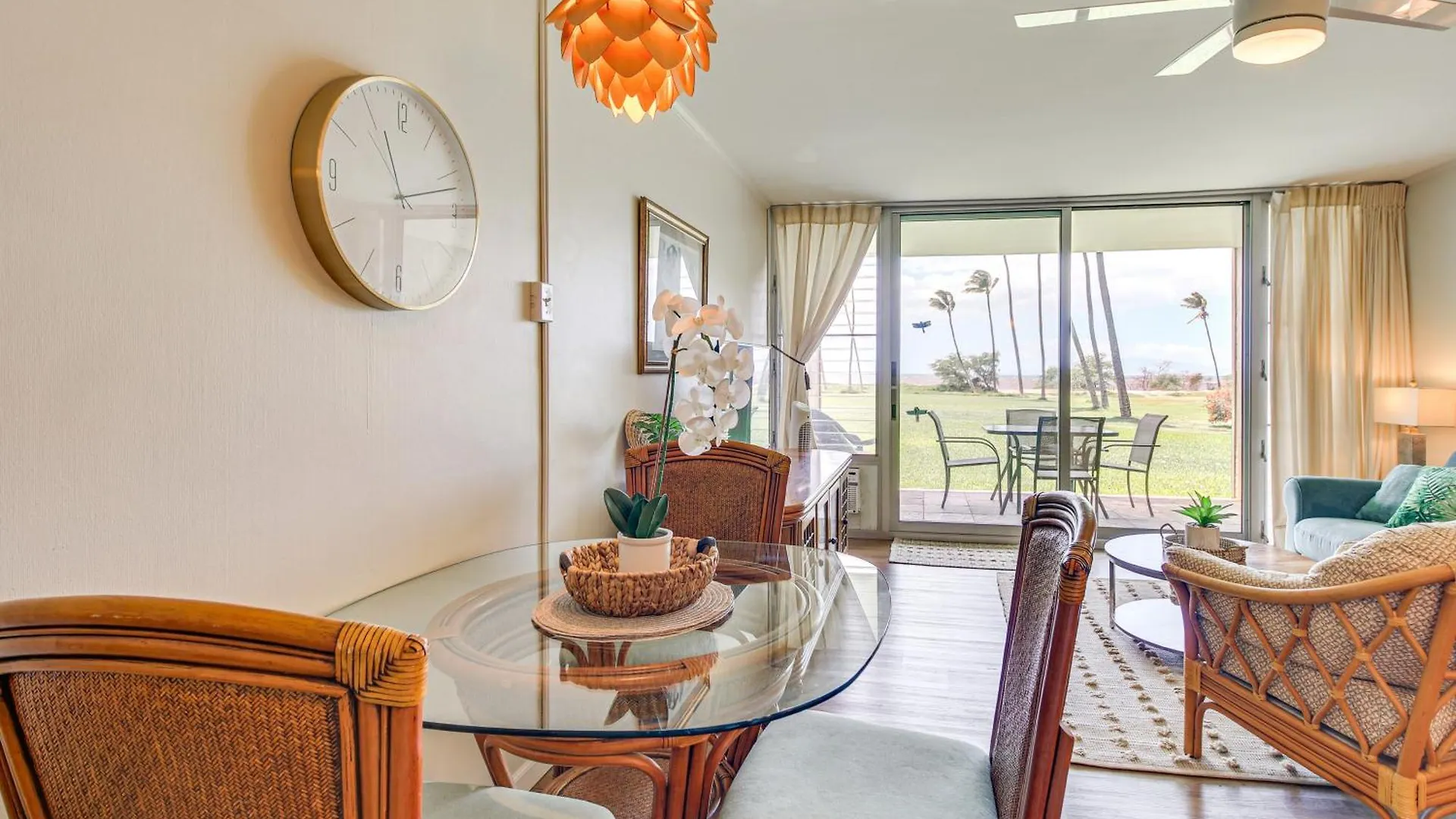 Gorgeous Oceanfront Condo With Spectacular Views! Kīhei Apartment